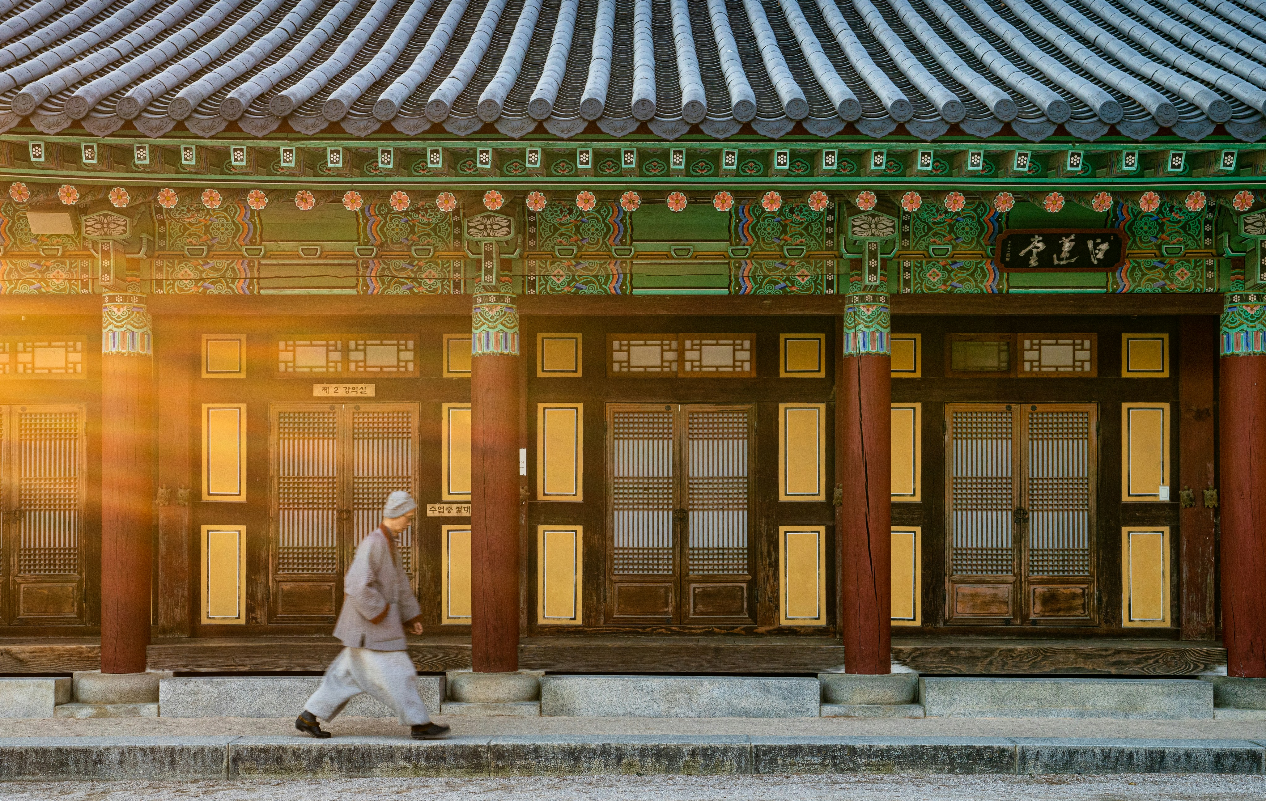 Image from [Unsplash](https://unsplash.com/photos/woman-in-white-dress-standing-near-brown-wooden-door-VBlxQA0d6c4)